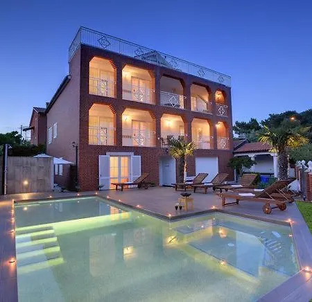 Mediterranean Dream 2 *