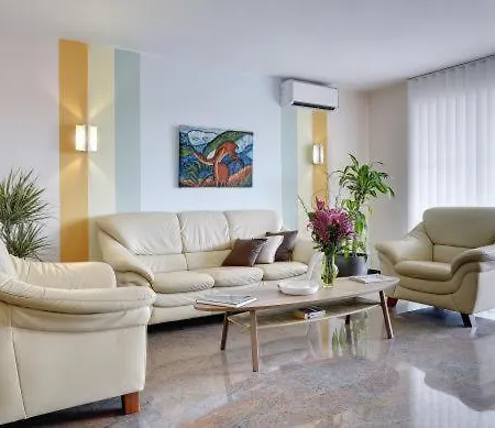 Mediterranean Dream 2 Apartment Pomer